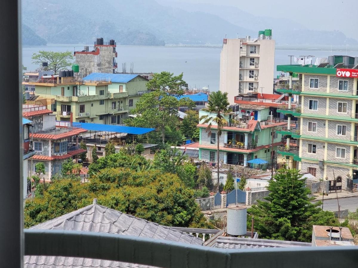 Chautari Boutique Hotel Pokhara Ngoại thất bức ảnh