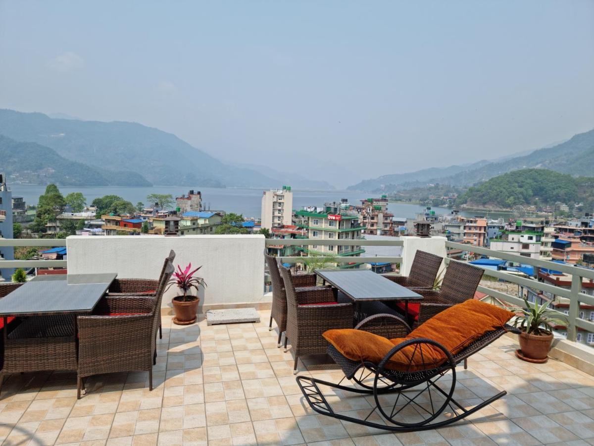Chautari Boutique Hotel Pokhara Ngoại thất bức ảnh