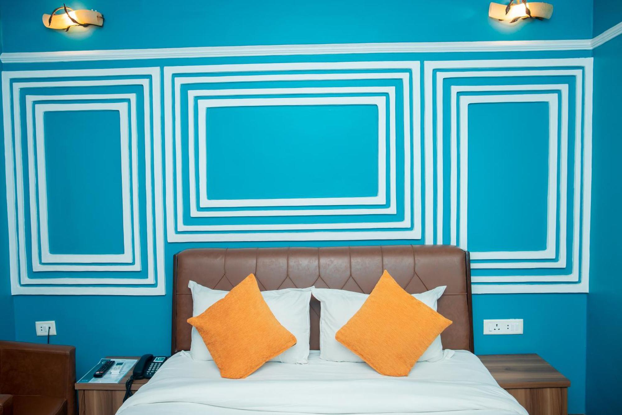 Chautari Boutique Hotel Pokhara Ngoại thất bức ảnh